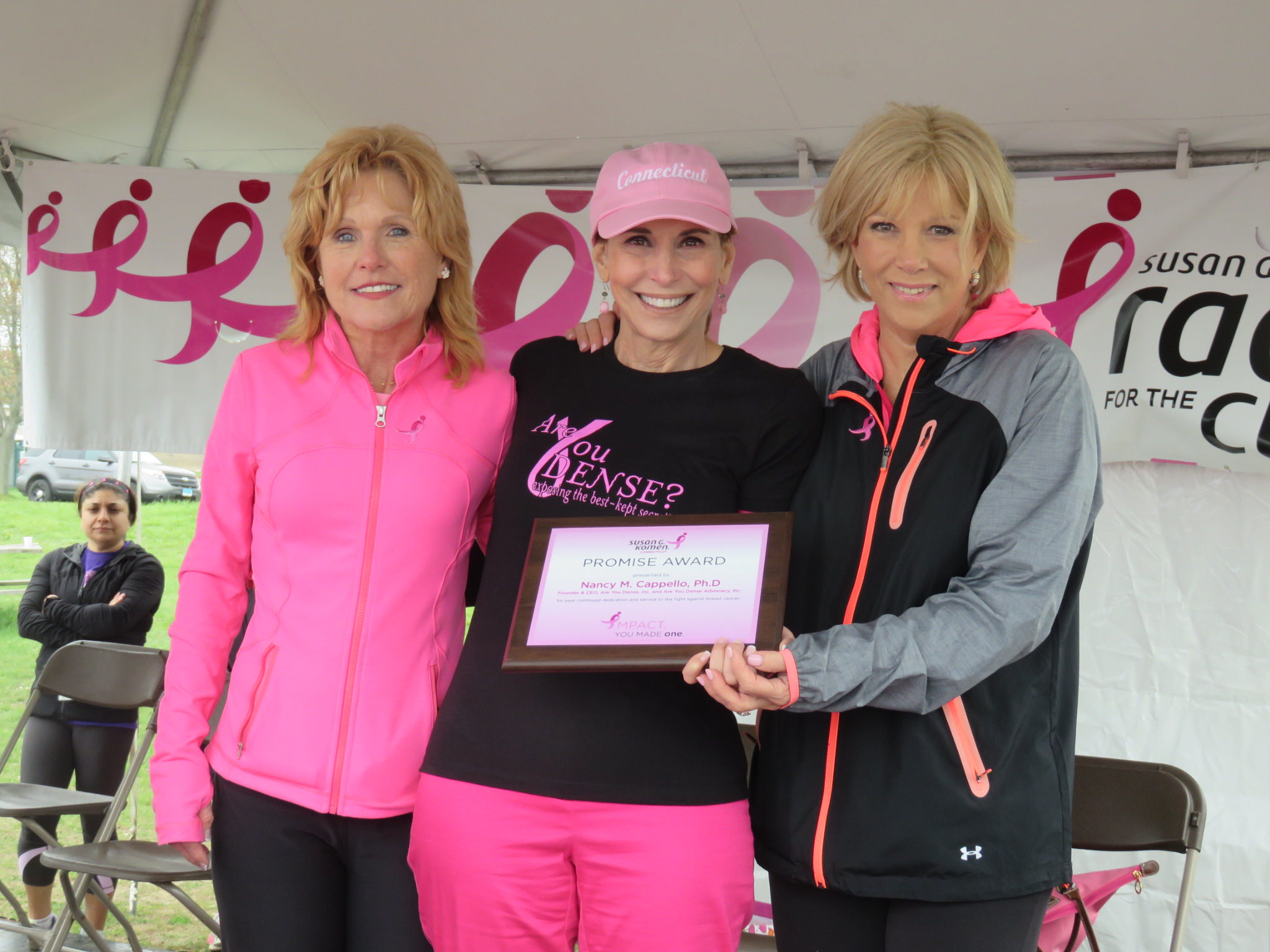 Anne Morris, Dr. Cappello and Joan Lunden with Dr. Cappello's Komen Promise Award at the Race for the Cure